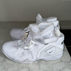 Men’s Nike Air Unlimited Triple White